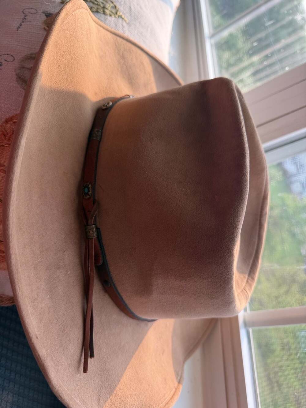 Bailey Yukon U-Rollit Felt Cowboy Hat with Turquoise Studded Band